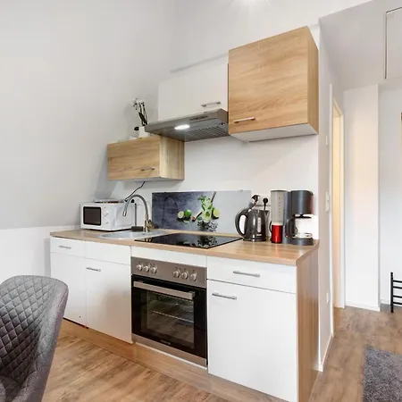 Erhardt Apartment